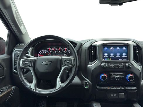 Used 2021 Chevrolet Silverado 1500 RST image 19