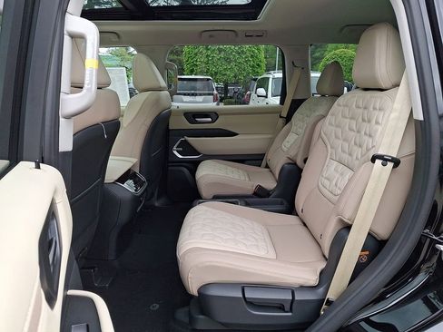 New 2026 Nissan Armada Platinum Reserve AWD/4WD image 6