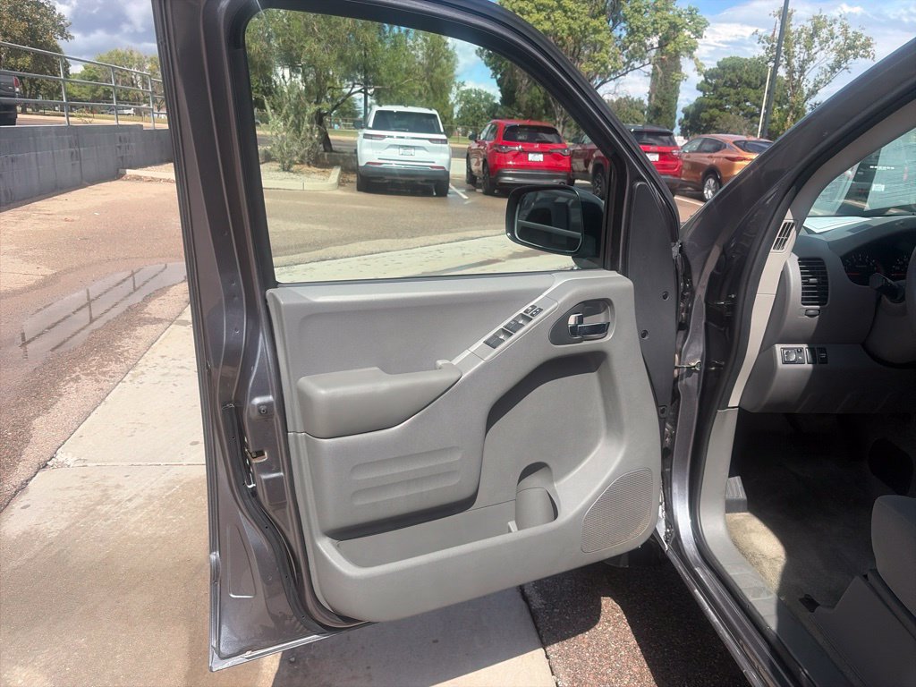 Used 2018 Nissan Frontier SV w/ Value Truck Package RWD image 26
