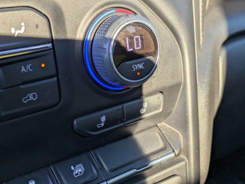 Used 2022 Chevrolet Silverado 3500 LT w/ Convenience Package image 30