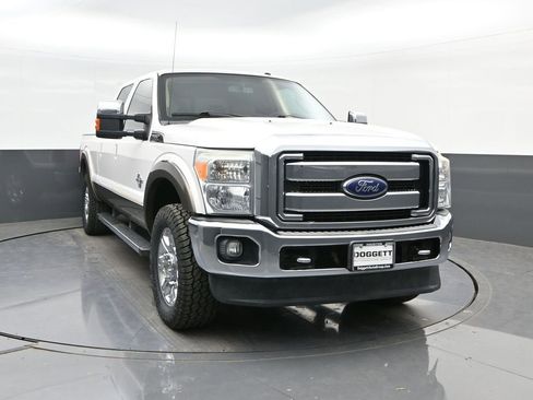 Used 2015 Ford F250 Lariat w/ Lariat Ultimate Package image 22