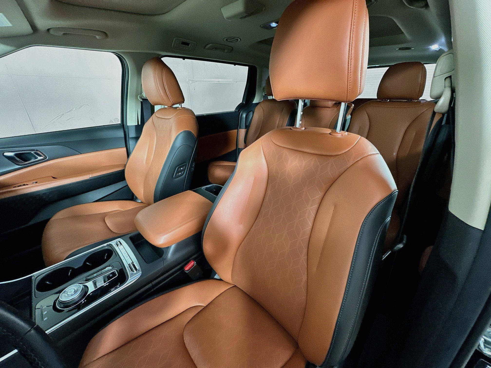 Certified 2026 Kia Carnival SX FWD image 21