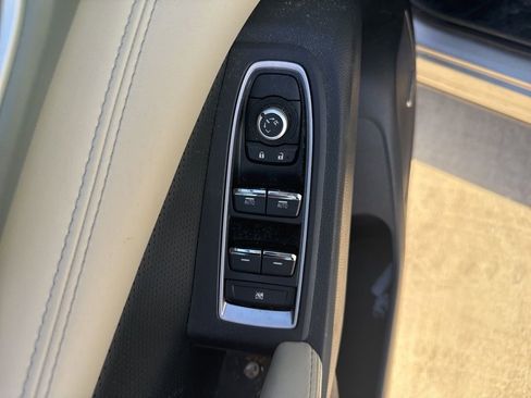 Used 2020 Subaru Ascent Limited w/ Technology Package image 14