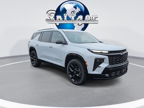 New 2026 Chevrolet Traverse RS w/ LPO, Floor Liner Package AWD/4WD image 2