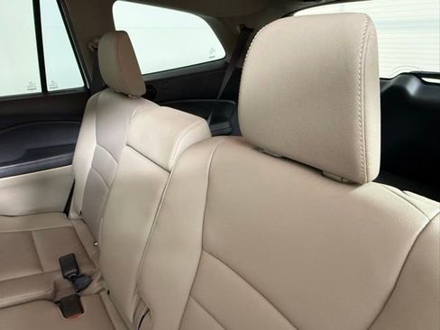 Used 2019 Honda Pilot EX-L image 41