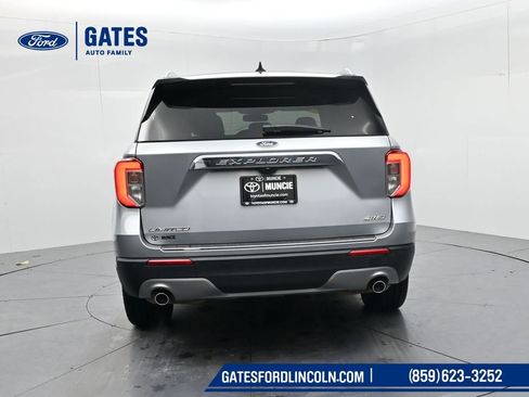 Used 2023 Ford Explorer Limited AWD/4WD image 7