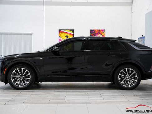 Used 2024 Cadillac Lyriq Sport RWD image 14