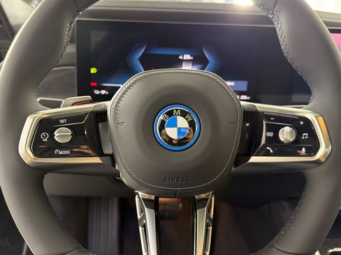 New 2026 BMW i7 eDrive50 w/ M Sport Package RWD image 11