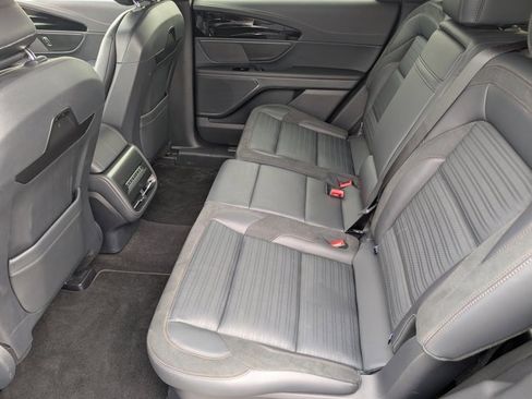 Used 2024 Lincoln Nautilus Reserve w/ Jet Appearance Package (87T) image 28