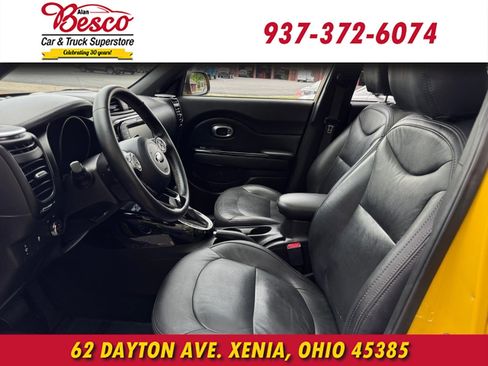 Used 2015 Kia Soul ! w/ Sun & Sound Package FWD image 9
