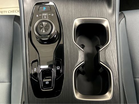 New 2026 Lexus RZ 450e AWD image 31