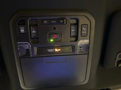 Used 2022 Toyota Tundra 1794 Edition image 13