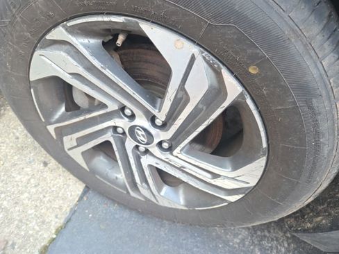 Used 2023 Hyundai Santa Fe SEL image 14