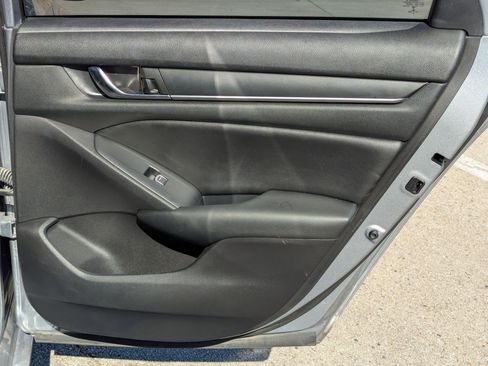 Used 2020 Honda Accord Sport image 25