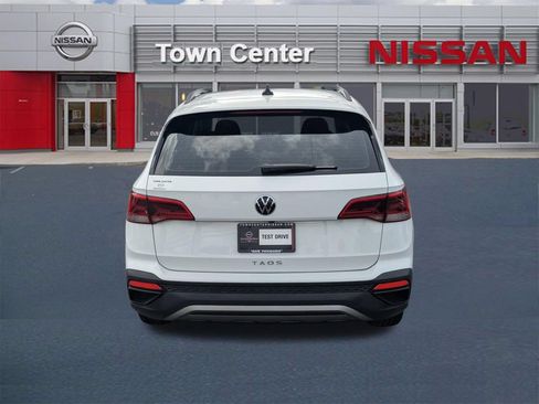 Used 2023 Volkswagen Taos S FWD image 6