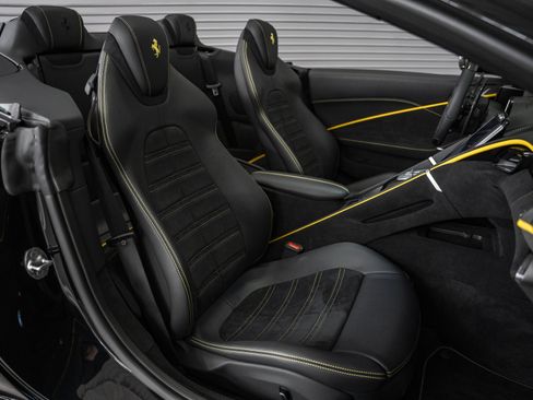 Used 2025 Ferrari Roma Spider RWD image 38