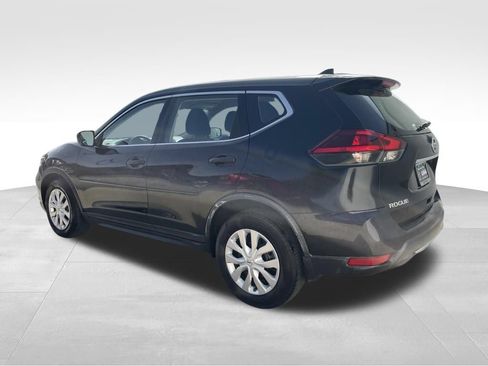 Used 2018 Nissan Rogue S FWD image 7
