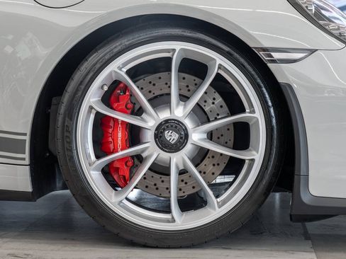Used 2018 Porsche 911 GT3 RWD image 18