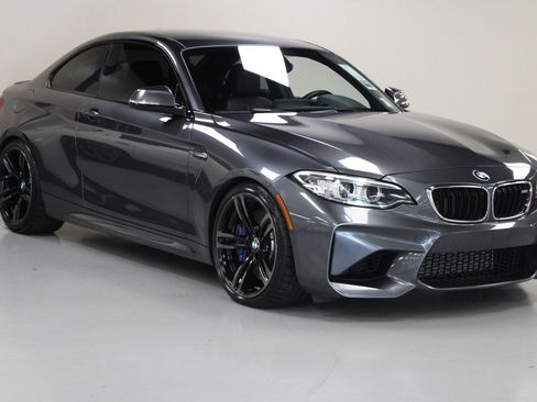 Used 2017 BMW M2 image 2