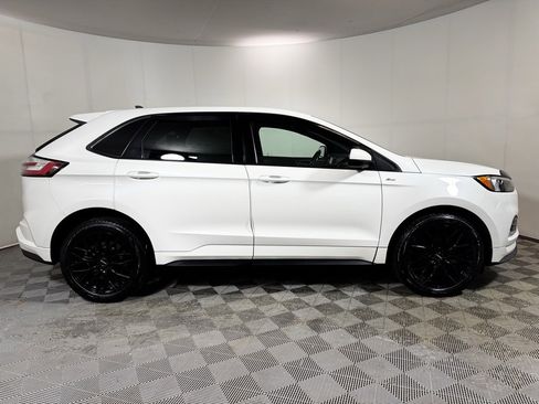 Used 2021 Ford Edge ST-Line image 10