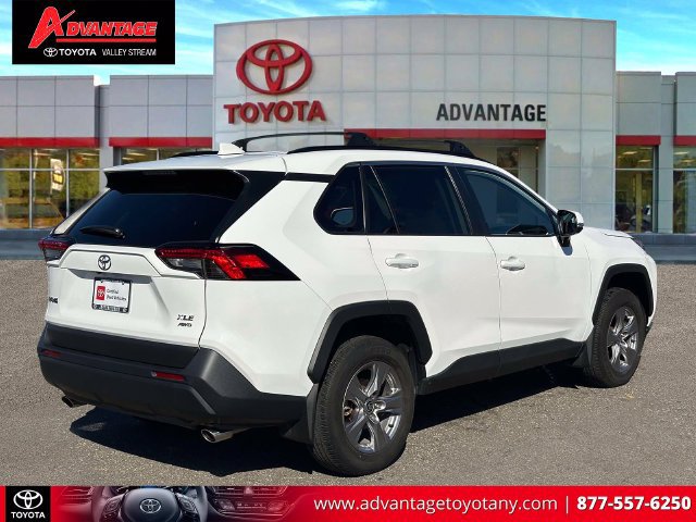 Used 2024 Toyota RAV4 XLE w/ Weather Package AWD/4WD image 7