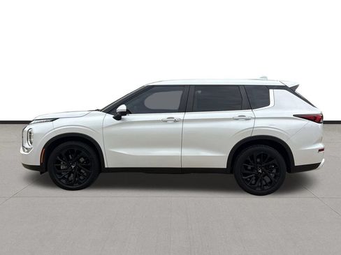 Used 2022 Mitsubishi Outlander SE FWD image 8
