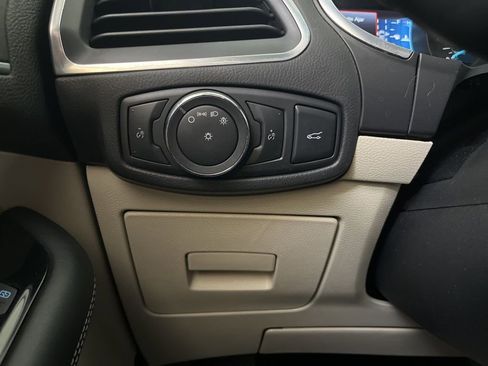 Used 2015 Ford Edge Titanium w/ Equipment Group 302A image 58