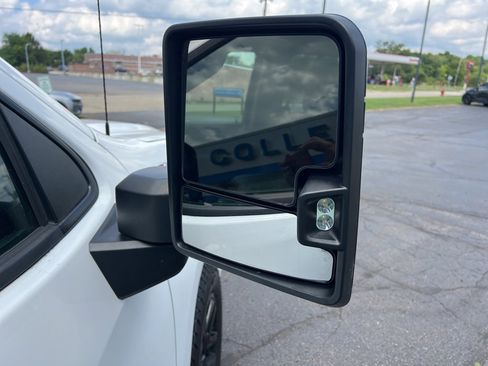 Used 2024 Chevrolet Silverado 1500 RST image 6