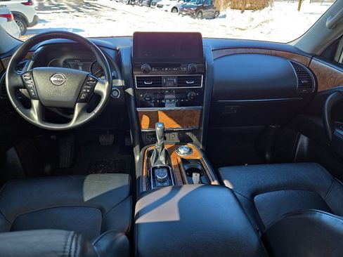 Used 2023 Nissan Armada SL image 13