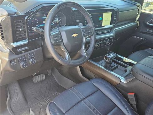 Used 2024 Chevrolet Silverado 1500 High Country w/ High Country Premium Package image 10
