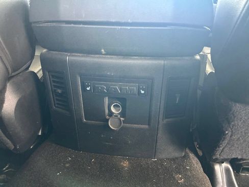 Used 2017 RAM 1500 Laramie AWD/4WD image 23