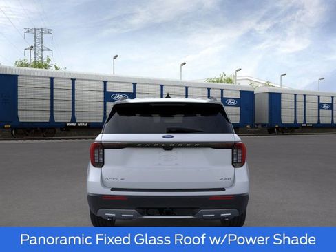 New 2026 Ford Explorer Active w/ Active Comfort Package image 5
