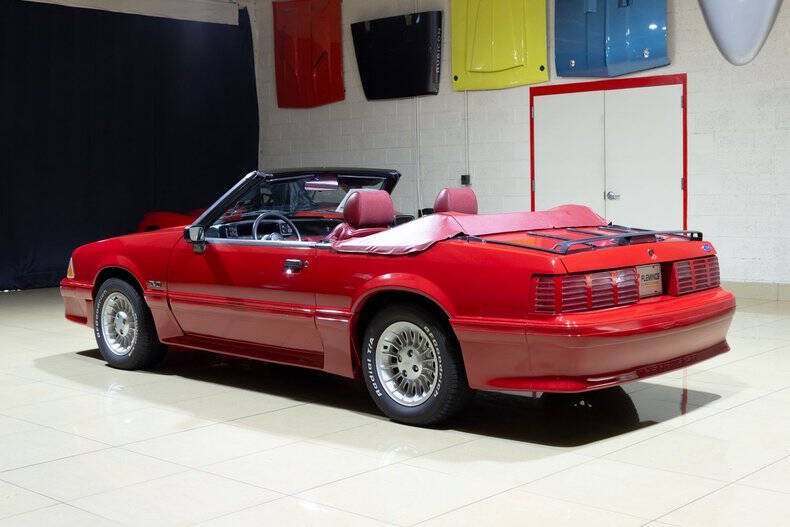 Used 1989 Ford Mustang GT RWD image 14