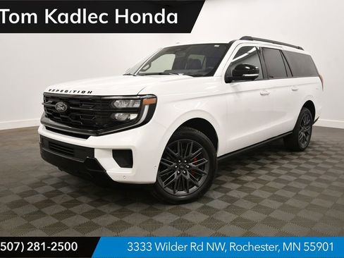 Used 2025 Ford Expedition Max Platinum w/ Stealth Performance Package AWD/4WD image 1