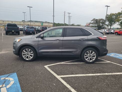 Certified 2024 Ford Edge Titanium image 6
