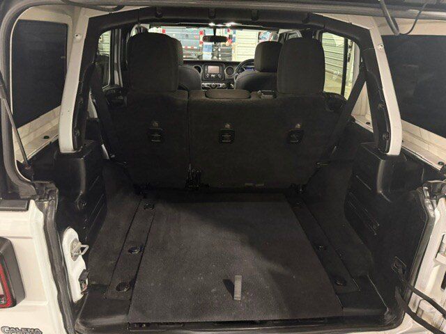Used 2021 Jeep Wrangler Unlimited Sport AWD/4WD image 32