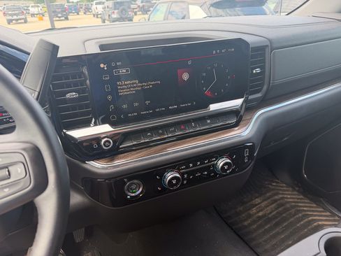 Used 2024 GMC Sierra 1500 Elevation AWD/4WD image 23