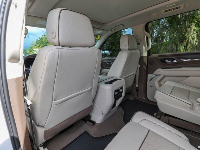 Used 2022 GMC Yukon XL Denali RWD image 27