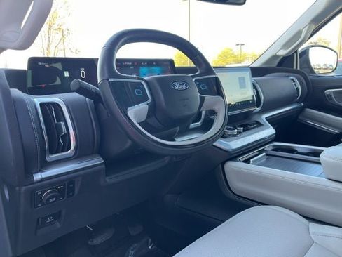 Certified 2025 Ford Expedition Max Platinum AWD/4WD image 26