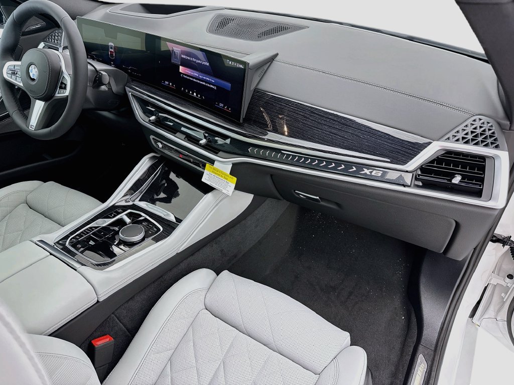 New 2027 BMW X6 xDrive40i w/ Climate Comfort Package AWD/4WD image 16