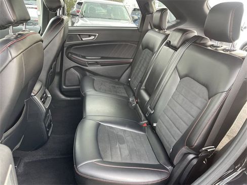 Used 2024 Ford Edge ST-Line image 21