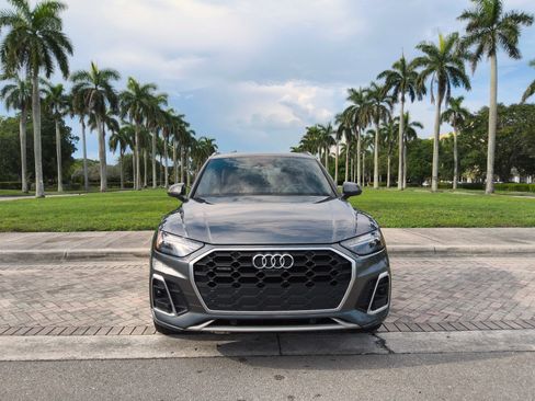 Used 2022 Audi Q5 2.0T Prestige w/ Prestige Package AWD/4WD image 2