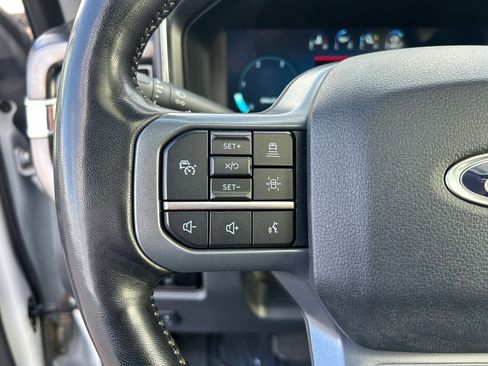 Used 2024 Ford F350 Lariat w/ Lariat Ultimate Package AWD/4WD image 16