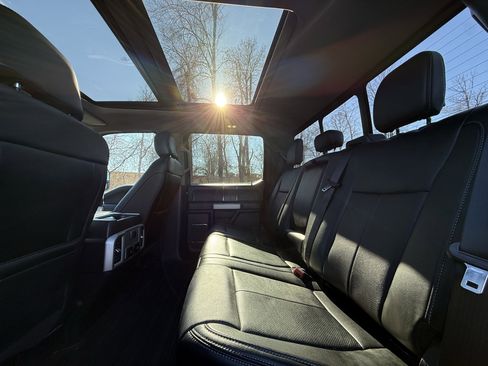 Used 2020 Ford F350 Lariat w/ Lariat Ultimate Package image 29