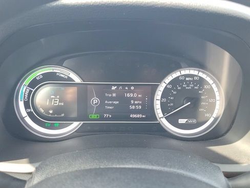 Used 2018 Kia Niro LX FWD image 38