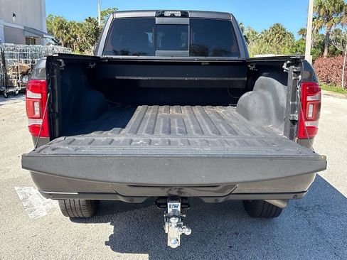 Used 2021 RAM 2500 Laramie AWD/4WD image 9
