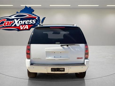 Used 2008 GMC Yukon Denali AWD/4WD image 12