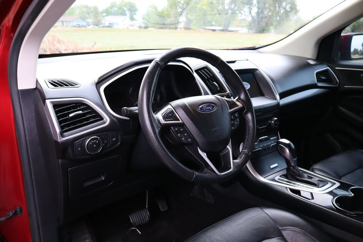 Used 2016 Ford Edge SEL w/ Equipment Group 201A AWD/4WD image 15