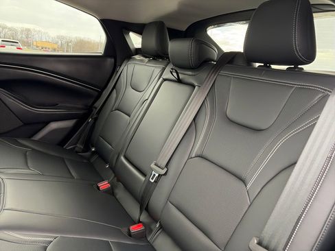 Used 2025 Ford Mustang Mach-E Premium AWD/4WD image 33