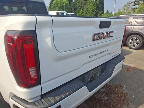 Used 2020 GMC Sierra 2500 Denali w/ Denali Ultimate Package AWD/4WD image 8
